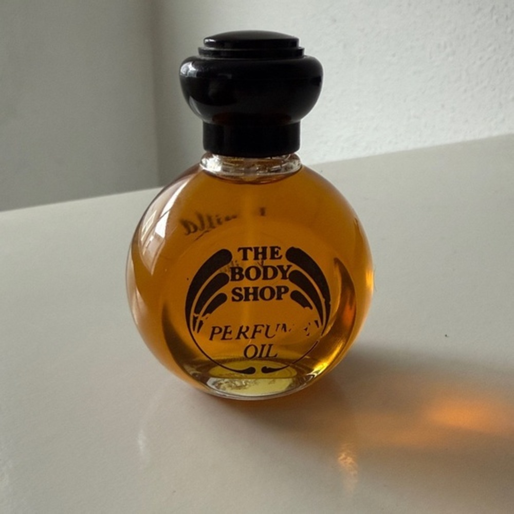 RARE Vintage - The Body Shop Vanilla Perfume Oil 1oz